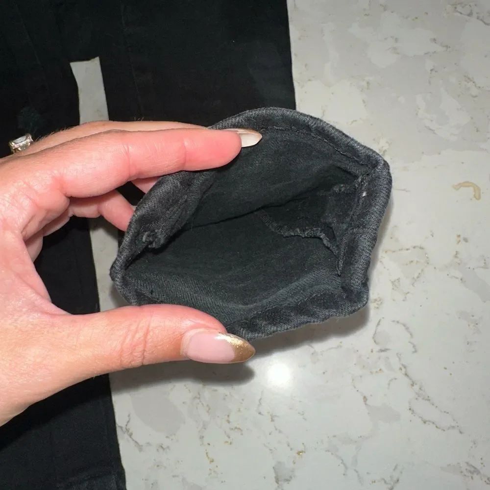 Men’s Distressed Levi’s - Picture 3 of 7